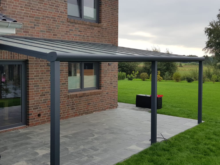 Terrasoverkapping van aluminium
